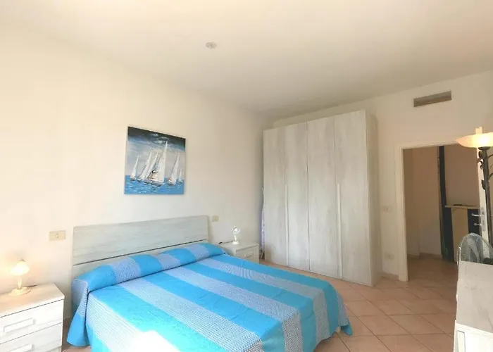 Carlo In Posizione Strategica Sul Porto Portoferraio