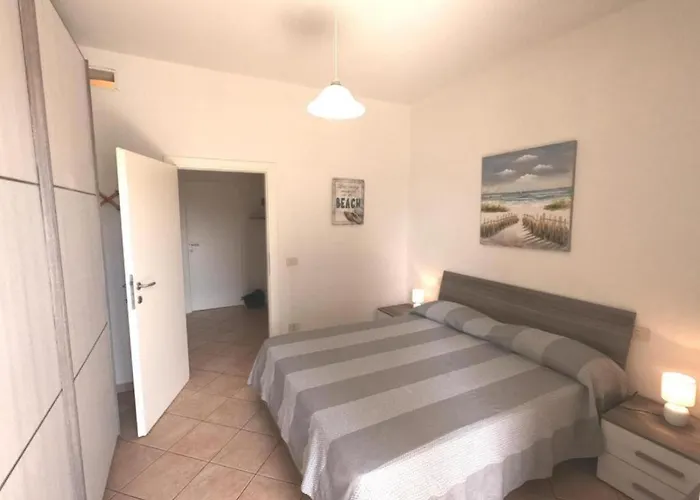 Carlo In Posizione Strategica Sul Porto Portoferraio